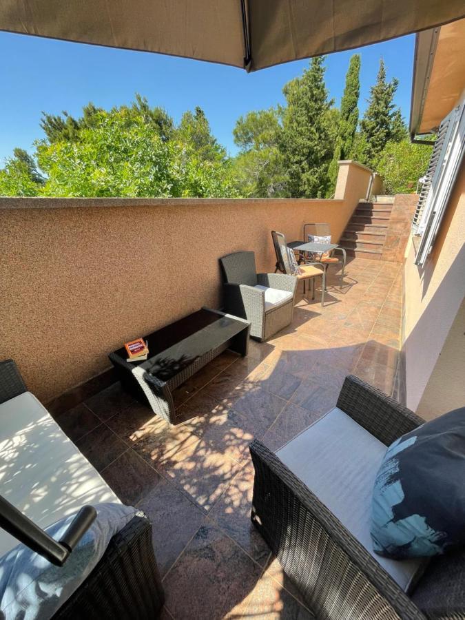 Apartments Villa Antonia Jadranovo Exterior foto
